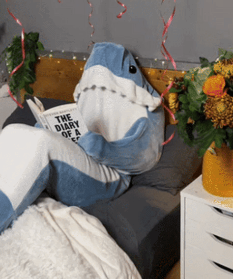 CuddleShark™ Knusse Haai Dekentje